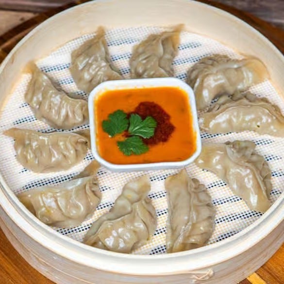 Steamed Paneer Momo.