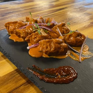 Butter Chicken Momo