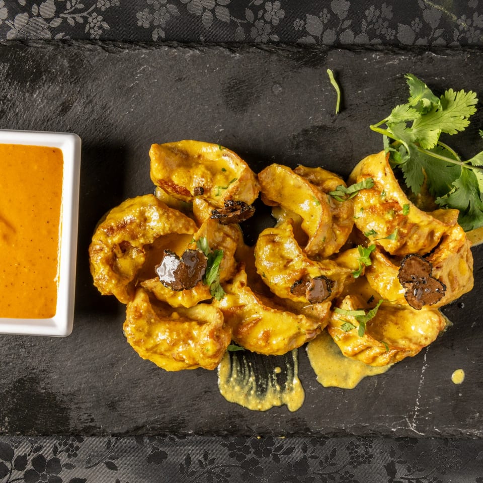 Unforgettable Flavors & Local Acclaim